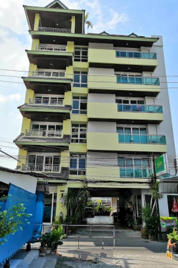 Oyo 1097 Thep Apartment Pattaya Exterior photo